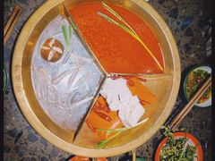 -叁口煮市井老火锅(春熙路店)