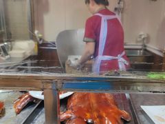 招牌炭烧烤乳猪-姐妹临高乳猪店(海垦路店)
