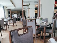 -静之湖湖畔餐厅