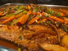 -鸣记脆皮烤鱼(岐山路店)