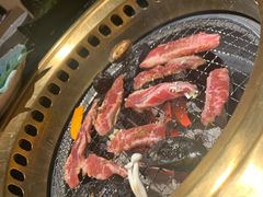 -山川小町·极番烧肉(新地假日广场店)