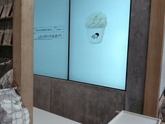 -喜茶(上海打浦桥日月光gelato lab+店)