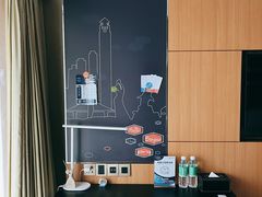 -珠海拱北口岸希尔顿欢朋酒店