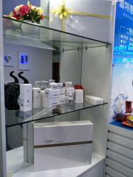 -蕾特恩专业祛痘