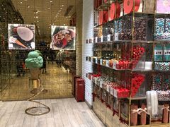 零售区-VENCHI 闻绮(北京国贸商城店)