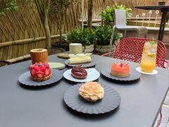 -潮一不贰·法式甜品·生日蛋糕·西式简餐(外滩店)