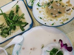 -渔中舟海鲜大排档(普陀沈家门店)