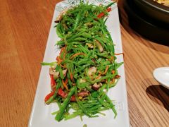 五彩花菇荷兰豆-云海肴·汽锅鸡·云南菜(广安门天虹店)