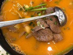 特色酸汤浸牛肉-岭南海晏楼(滨江东总店)