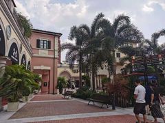 -佛罗伦萨小镇广佛名品奥特莱斯(疏港路店)