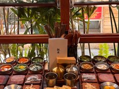 -银米·云南传统过桥米线(双廊黑金冠店)