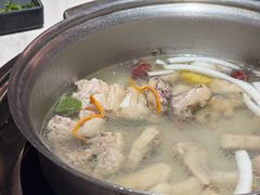 -喃喃椰·糟粕醋·椰子鸡火锅(七堡花园店)