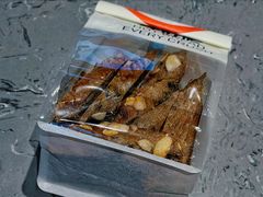 -HOT CRUSH趁热集合·现烤面包(上海环球港店)