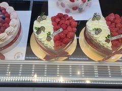 -花花卷卷·鲜食蛋糕(静安久光百货店)