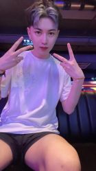 -星座接发烫染美发超市