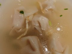 刀鱼馄饨-老半斋(福州路店)