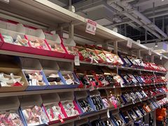 -唯品会(北京国瑞城店)