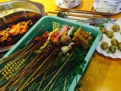 -何氏串串香火锅(翠亨店)