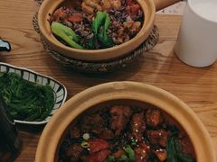 -煲仔皇腊味煲仔饭(经四万达店)