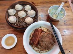 大肉面-上海特色小笼店(铁岭路90弄小区店)