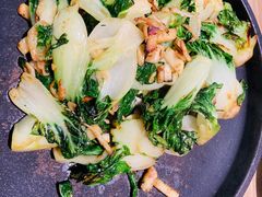 焗锅气奶白菜-小大董·烤鸭(凤凰汇店)