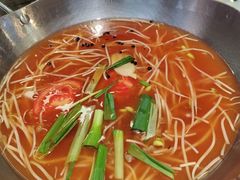 -王奋斗贵州酸汤牛肉火锅