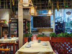 -湖南老灶台·生态农业餐饮(龙胜店)