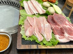 -本苑烤肉自助餐厅