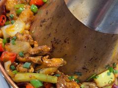 -川流不息·地道川菜·小龙虾(松东路店)