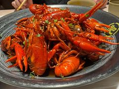 -肥肥虾庄·金牌油焖大虾(首义路店)