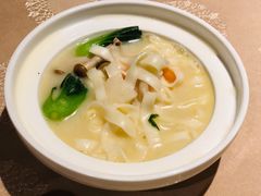 -成隆行·蟹王府(九江路店)