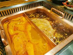 -老牌坊云南鱼豆花火锅(爱建店)