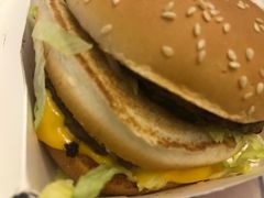 -麦当劳(滨河路DT店)