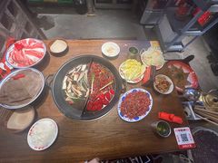 -萍姐火锅·公路夜市(武汉首店)