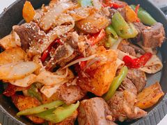 -撒拉人家.酸菜牦牛肉火锅