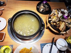 -一朵菌·野生菌探索家火锅(南亚店)