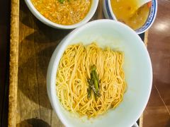 -蟹上黄·蟹黄面·江南糖水(人民广场店)