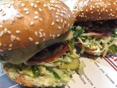 -The Habit Burger Grill 哈比特汉堡(复兴soho店)