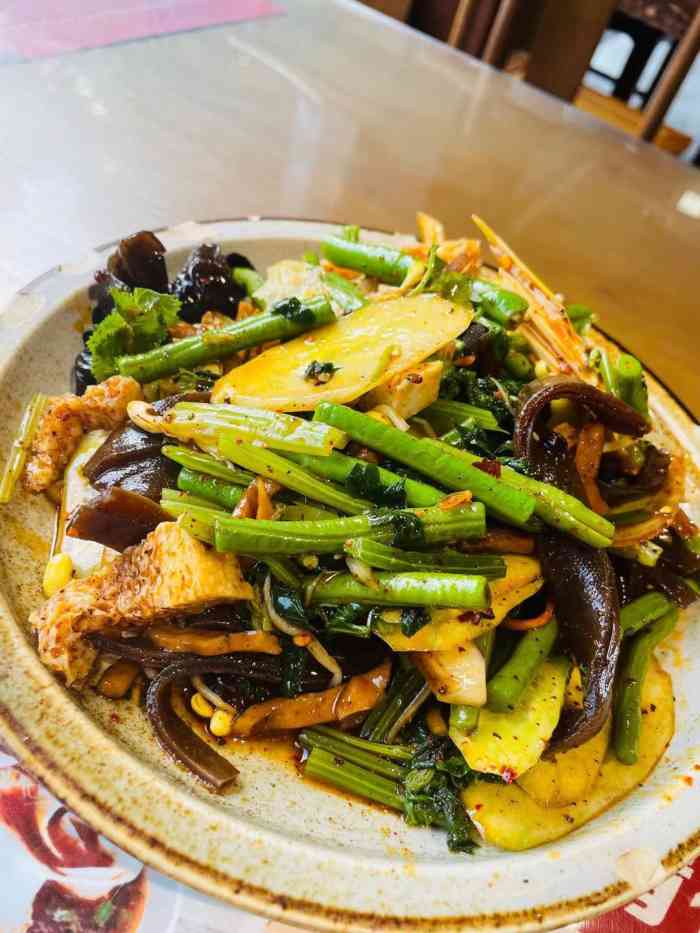 甄珍野菜蘸水面-"90位置:神农路上,跟着导航走位置准确,.