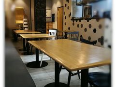 大堂-HELLO 27 意面·沙拉·帕尼尼