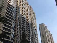-曼哈顿商业广场(升龙广场店)