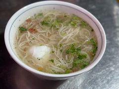 -努拉洪鸡蛋面馆