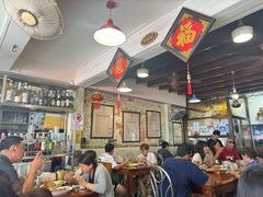 -Dang restaurant (patong phuket)