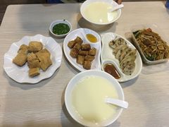 -兄弟深夜豆浆