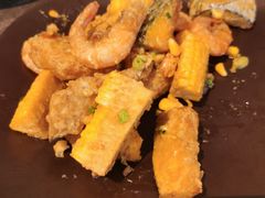 -港丽餐厅(高德置地店)