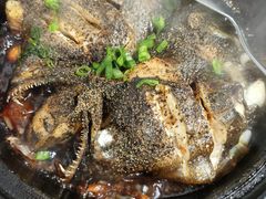-巷子里小酒馆(繁荣路店)