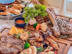 -圣彼得堡观江俄餐厅(中央大街黑金冠店)