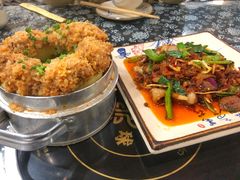 -黄桷树曹家私房菜(江与城店)