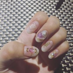 -Momo nail 日系美甲