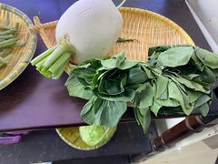 -秦臻海鲜农家乐(奉贤店)